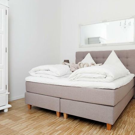 Sc 02 By Rockchair Apartments L Superhost Status L 4 Bedrooms Boxspringbeds 2 Bathrooms Balcony Elevator - Cozy Family & Business Flair Welcomes You! Berlin Kültér fotó